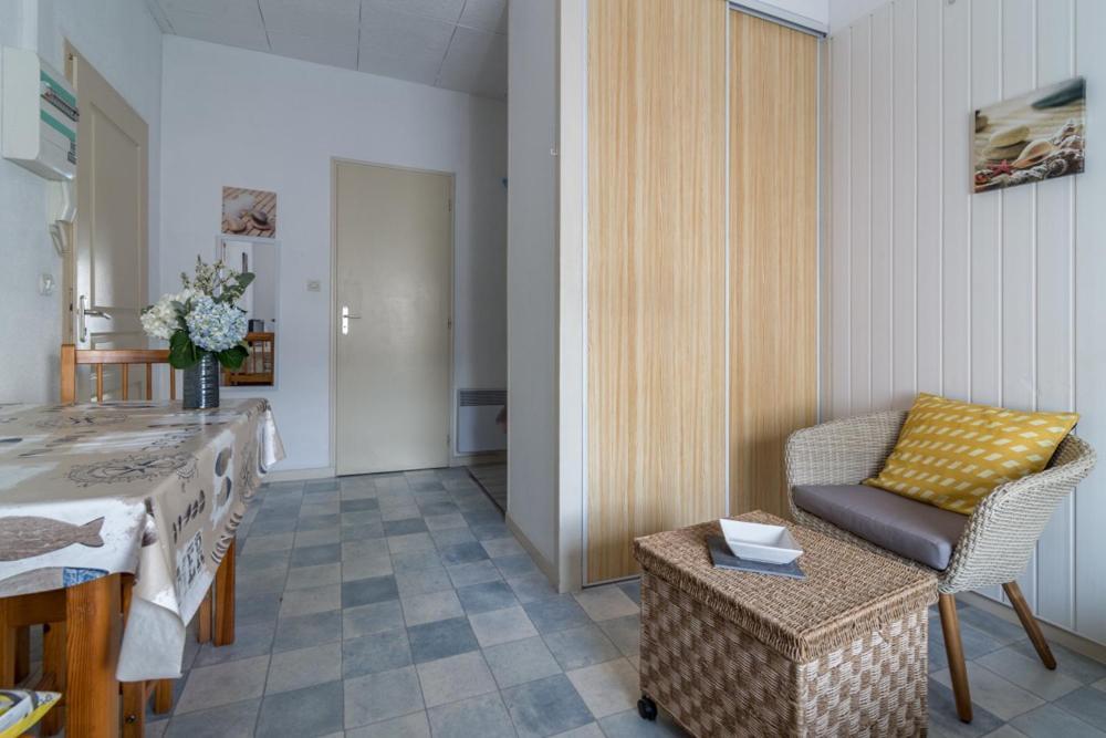 Ile De Nole Apartment โรชฟอร์ ภายนอก รูปภาพ